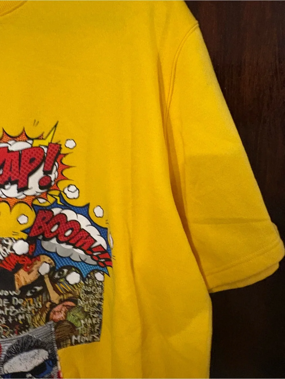 NWT Yellow Graphic Comics Short-Sleeve Men's Tee. Size XXL.